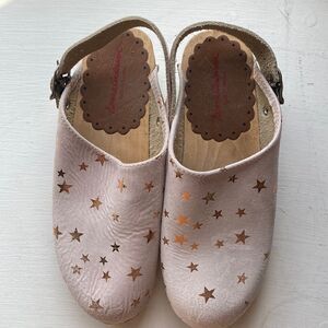 Hanna Andersson Pink & Gold Clogs Made in Sweden Size 6 Girls